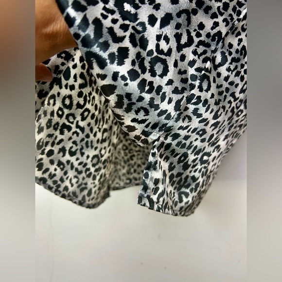 VTG Y2K KATHIE LEE 12 COLLECTION ANIMAL PRINT BUTTON DOWN SATIN BLOUSE TOP Luxe - Picture 5 of 7